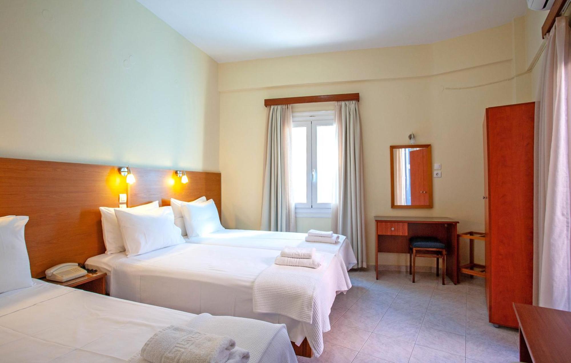 Lucia Hotel خانيا المظهر الخارجي الصورة