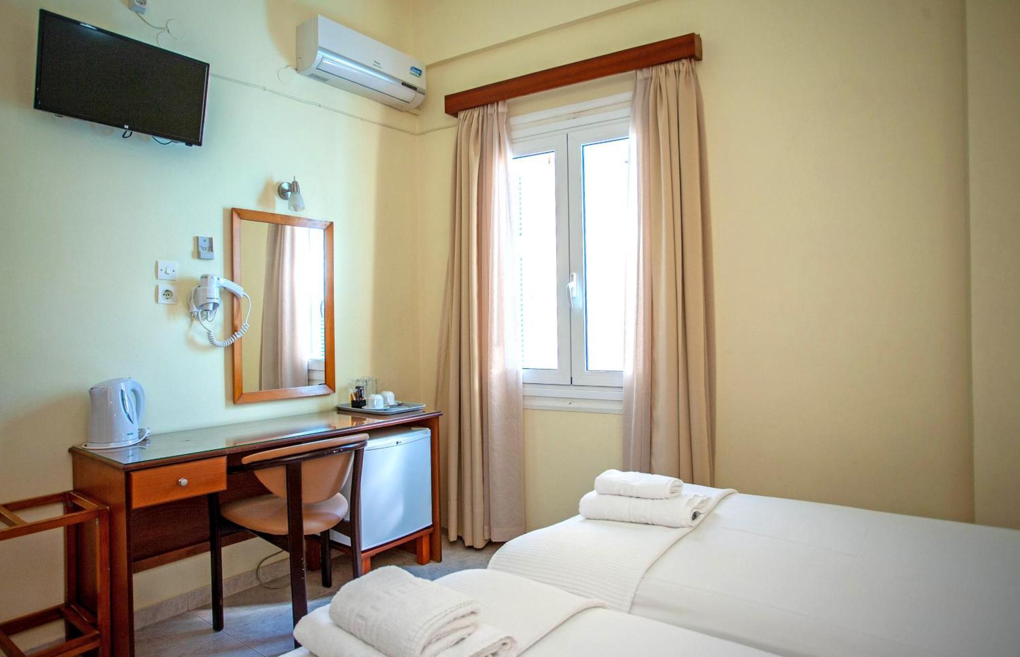 Lucia Hotel خانيا المظهر الخارجي الصورة